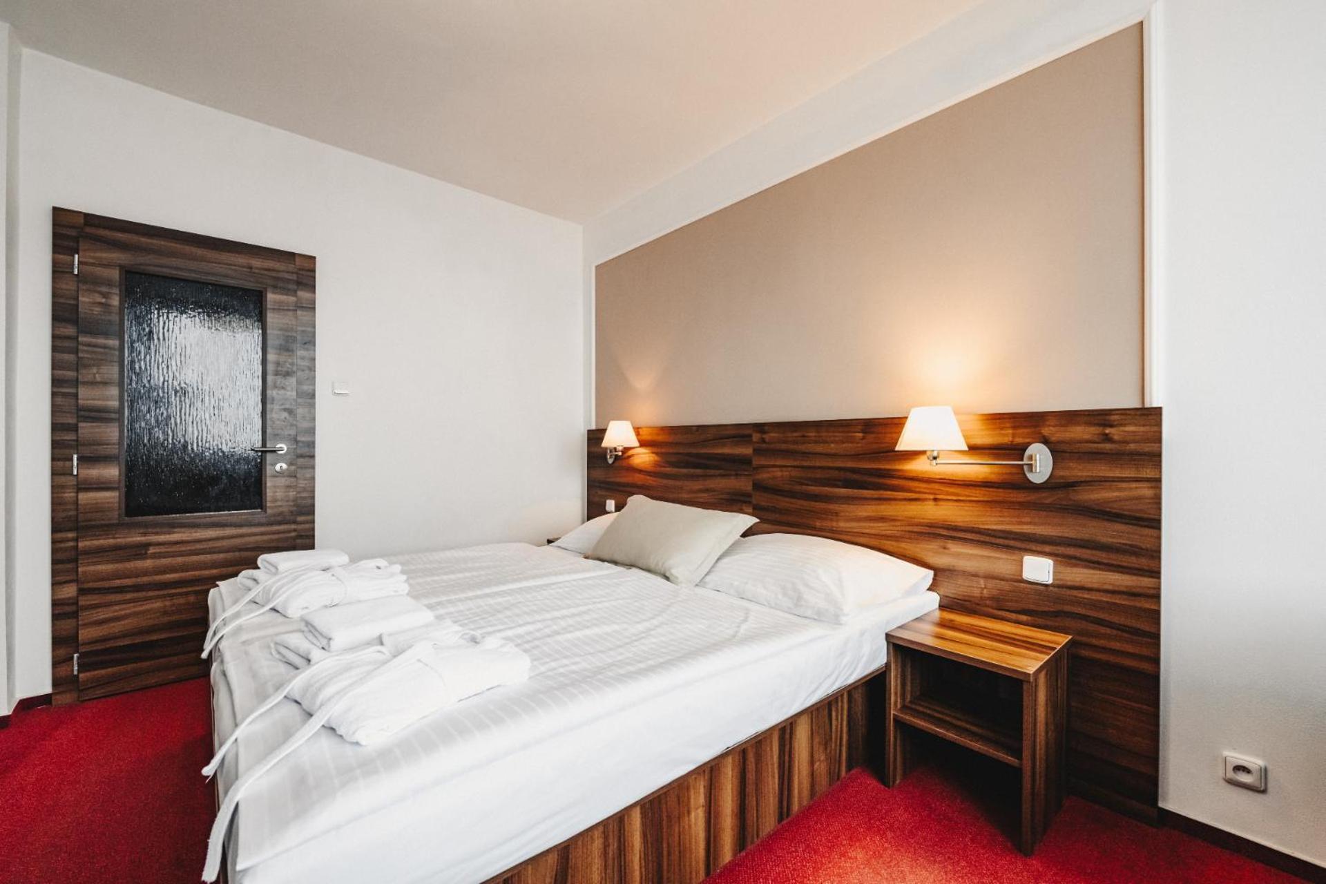 Hotel Palcat Tábor Extérieur photo